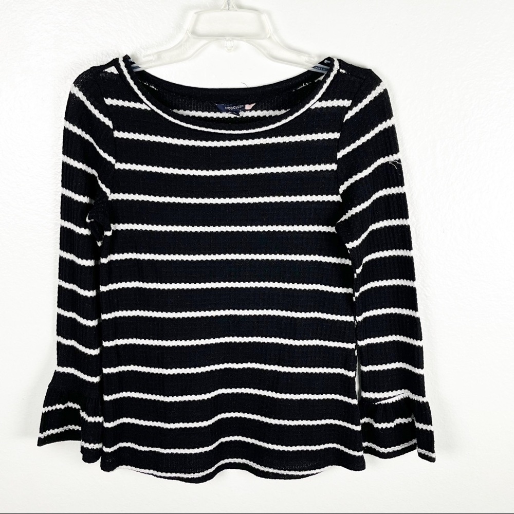 MODCLOTH Black White Scoop Neck Long Ruffle Cuff Sleeves Knit Top, Size Small
